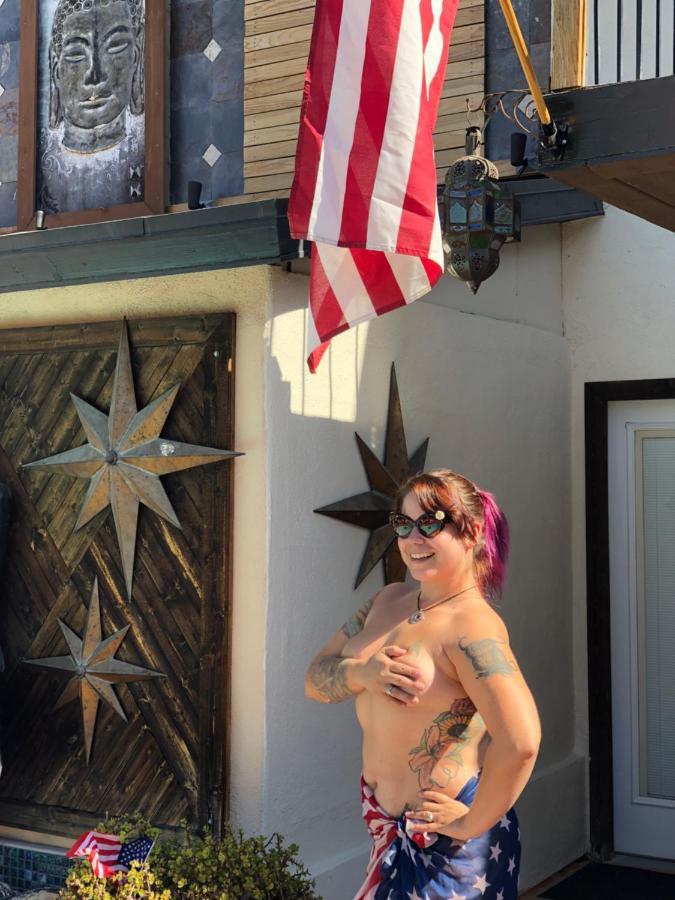 Sea Mountain Nude Resort&Spa Hotel - Adults Only Desert Hot Springs Exterior foto